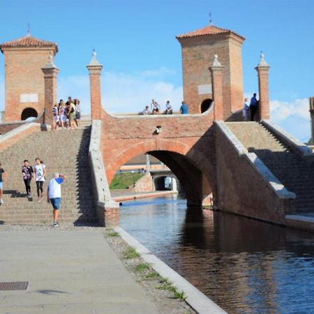 Porta Del Carmine Acomodação com café da manhã Comacchio Exterior foto