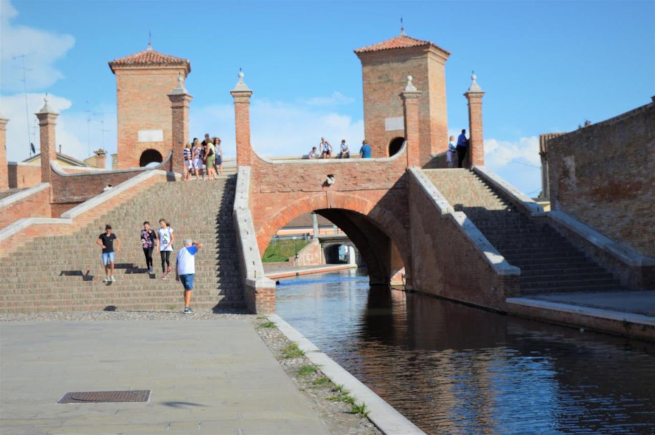 Porta Del Carmine Acomodação com café da manhã Comacchio Exterior foto